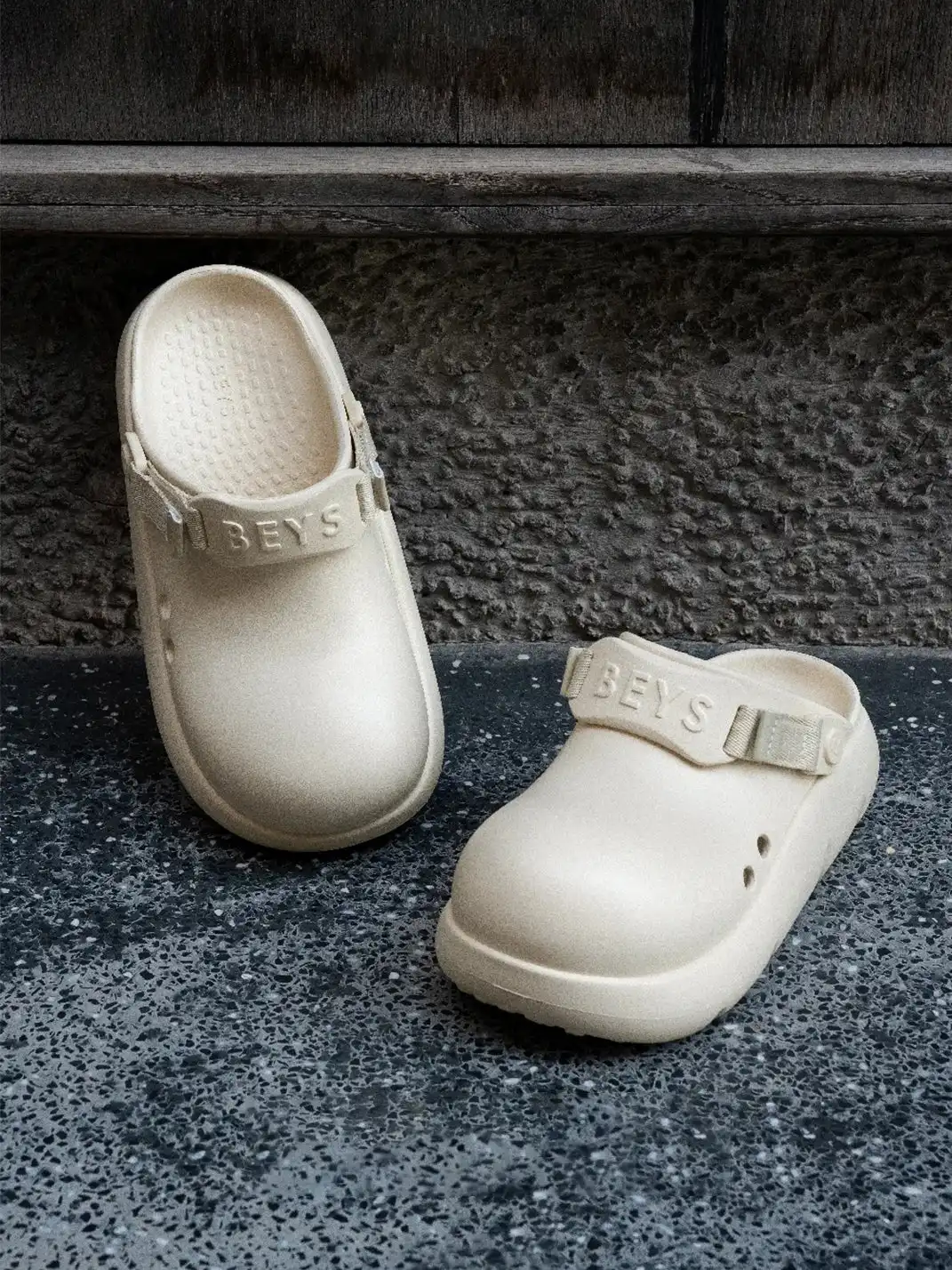 BEYS | Chunky Sole Summer Clog Sandals with Cut-Out Design-Beige
