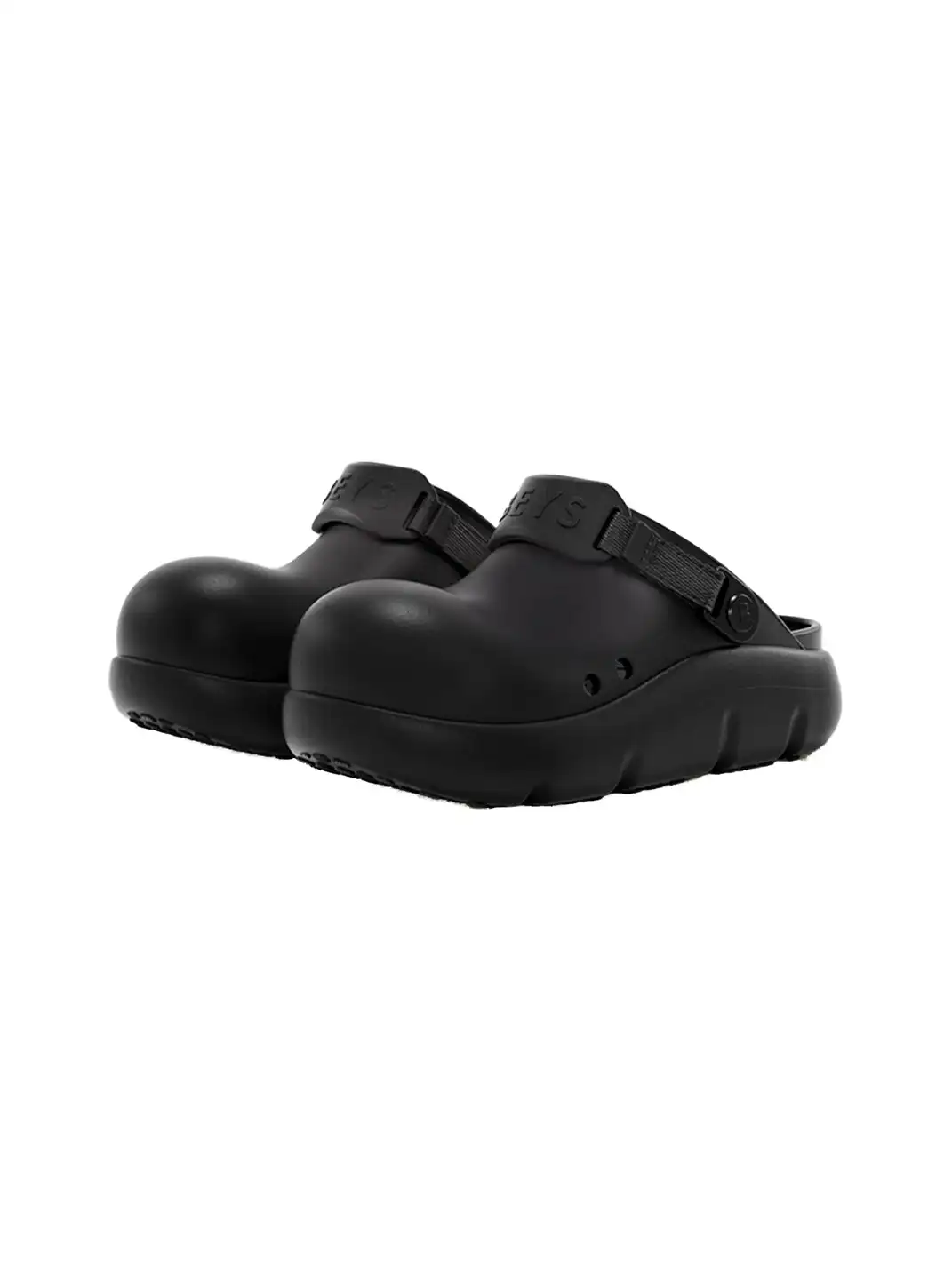 BEYS | Chunky Sole Summer Clog Sandals with Cut-Out Design-Black