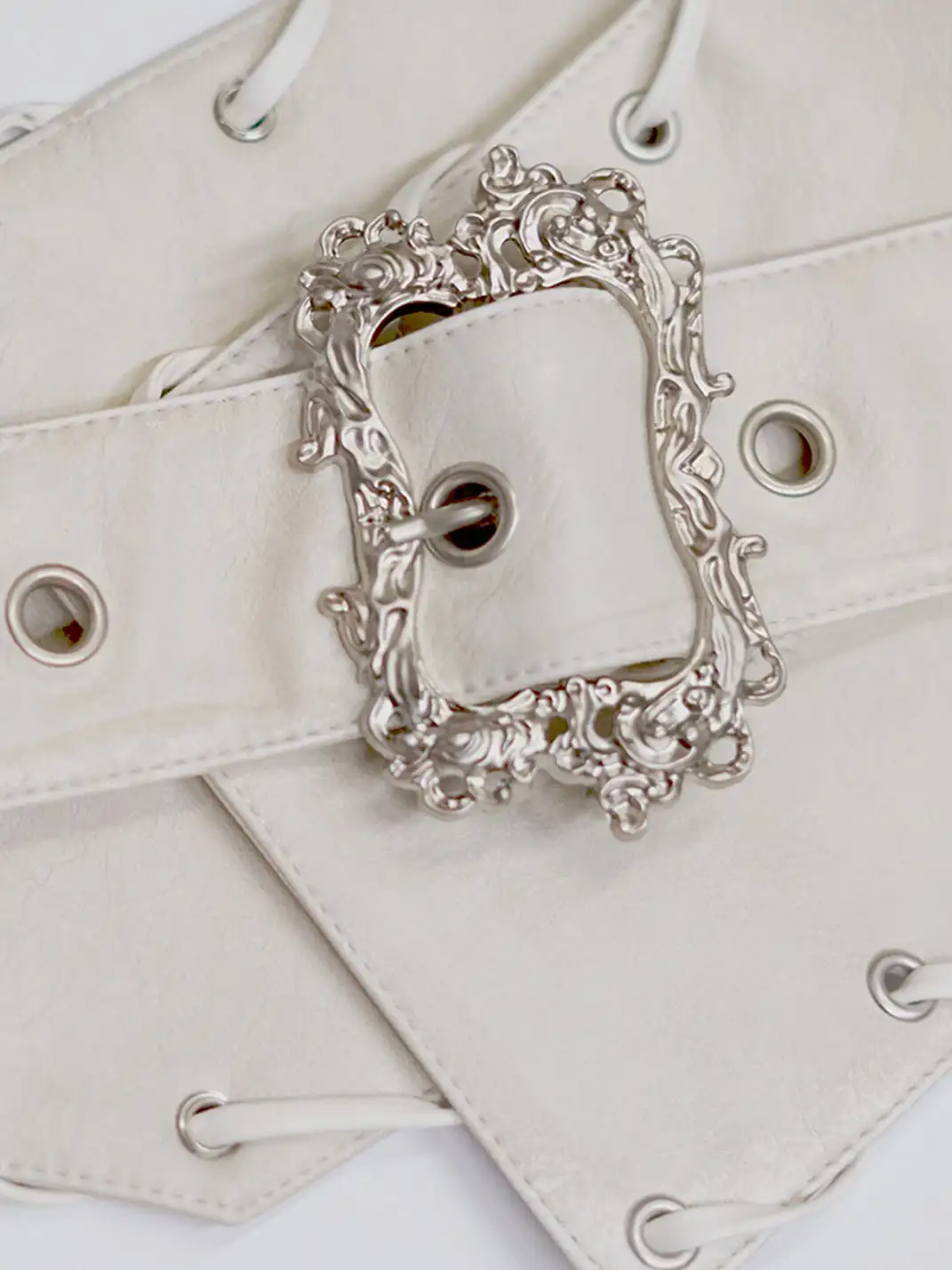 CestNous|Women's Vintage Carved Buckle Waist Belt-White