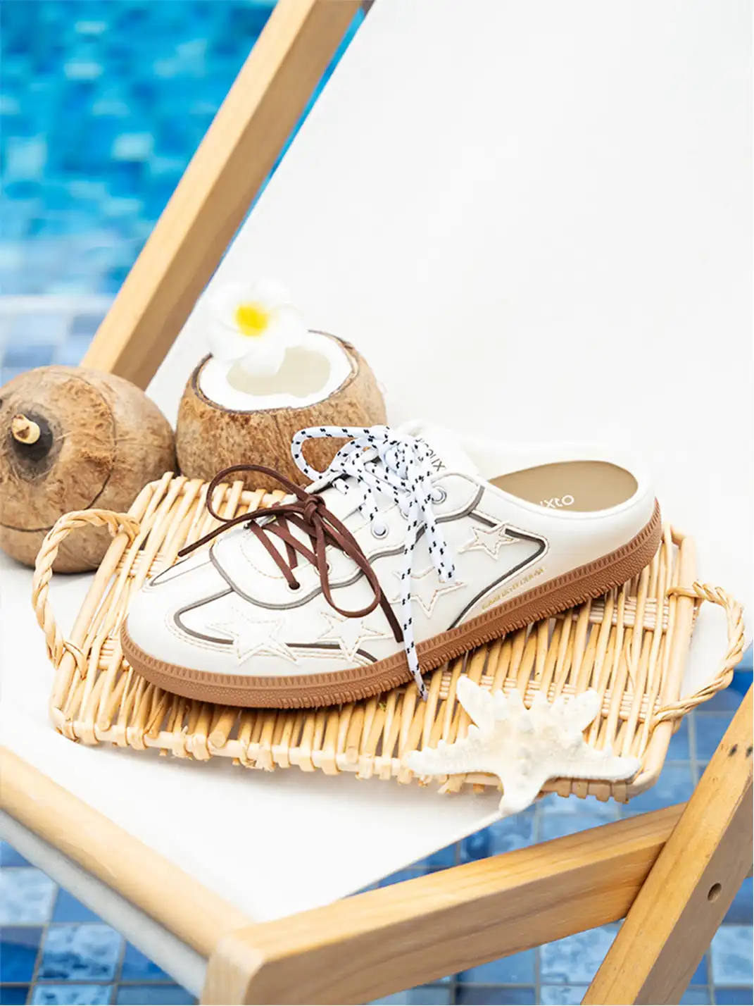 KAALIXTO | Star Design German Style Mules-White