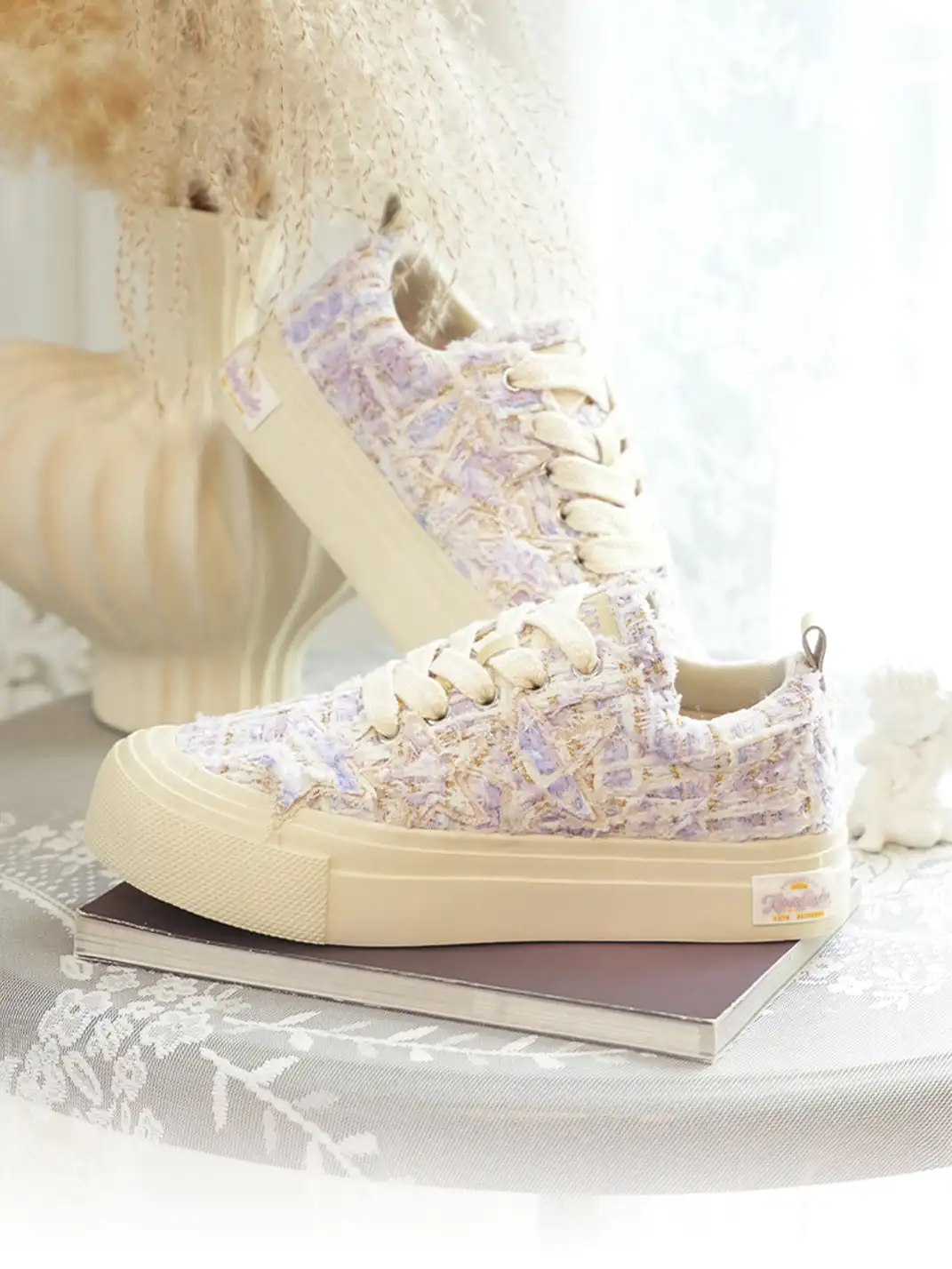 KAALIXTO | Star Pattern Low Top Canvas Sneakers-Purple