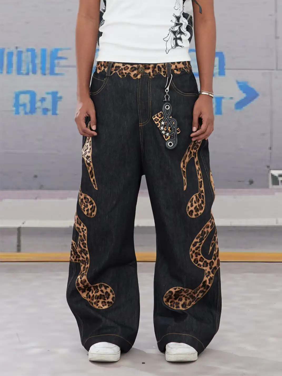 DND4DES | Leopard Note Embroidery Baggy Jeans