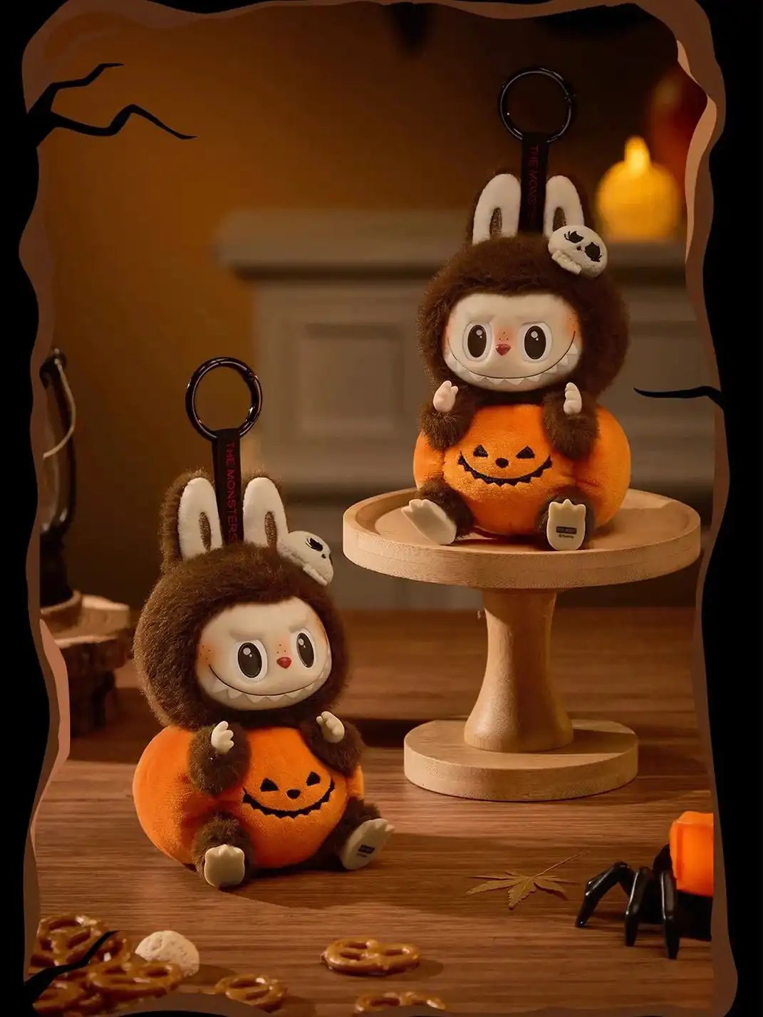 POP MART丨LABUBU Macaron Rubber Face Keychain Figure Blind Box - Halloween Pumpkin