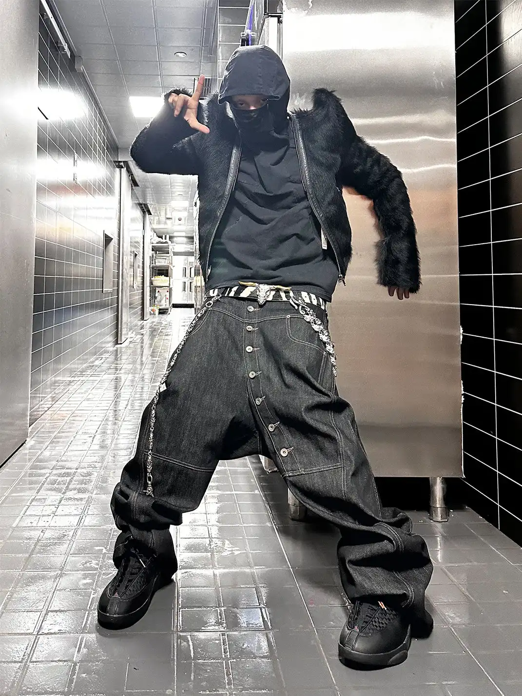 DND4DES | Curved Button Fly Baggy Raw Jeans