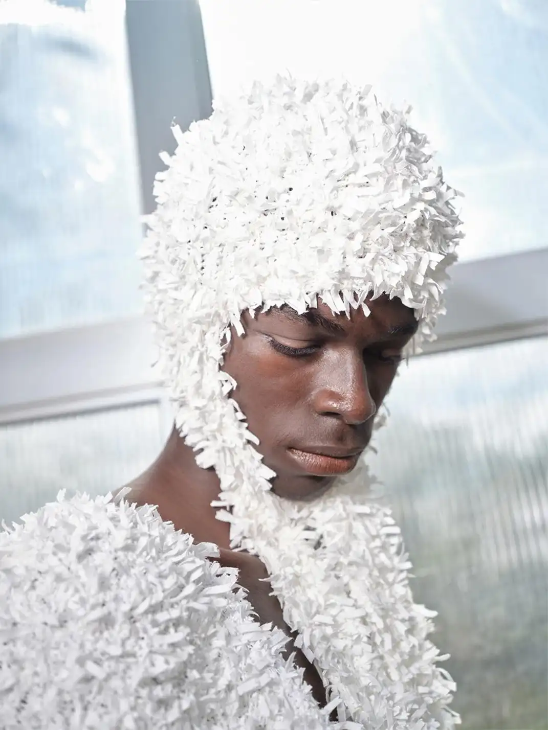 NUTEMPEROR | Soft Yarn Tie-On Pullover Hat