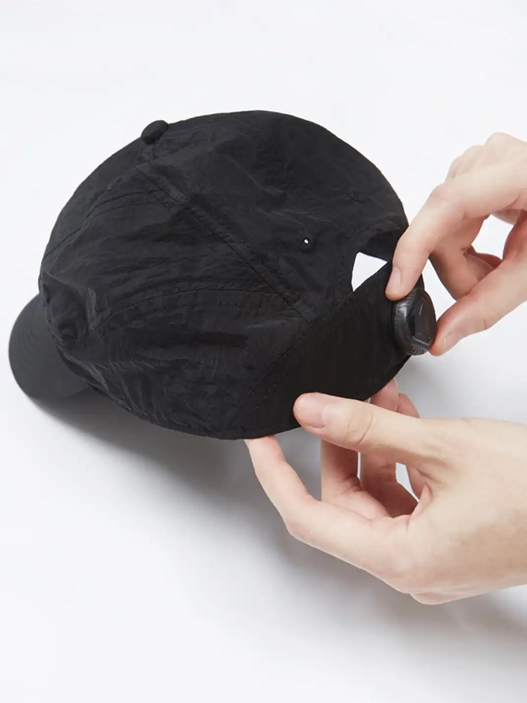 NUTEMPEROR | Nylon Golf Hat with Buckle Strap