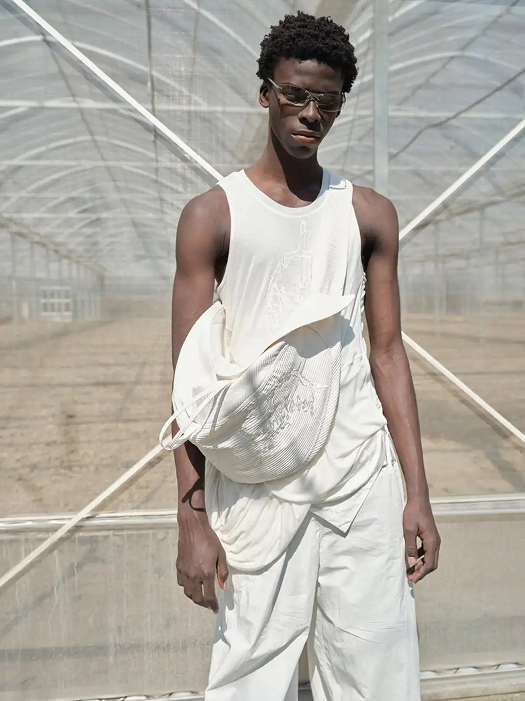 NUTEMPEROR | Asymmetrical Flap Adjustable Dumpling Bag