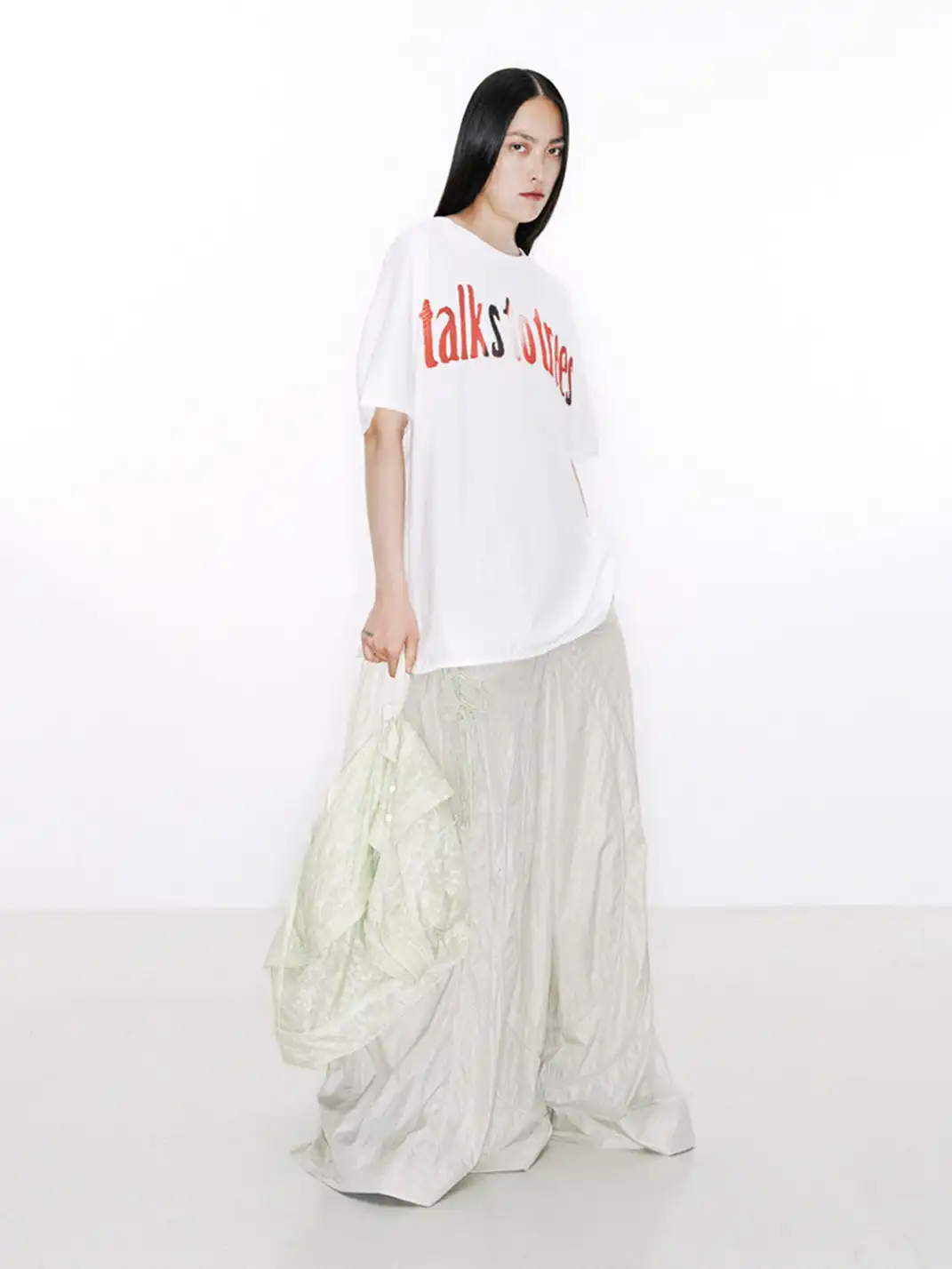 NUTEMPEROR | âTalks to Treesâ Cotton Patch T-Shirt-White