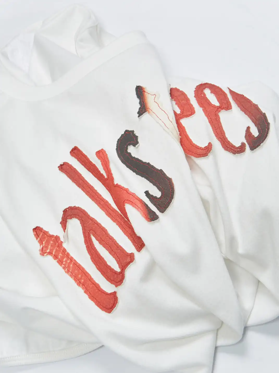 NUTEMPEROR | âTalks to Treesâ Cotton Patch T-Shirt-White
