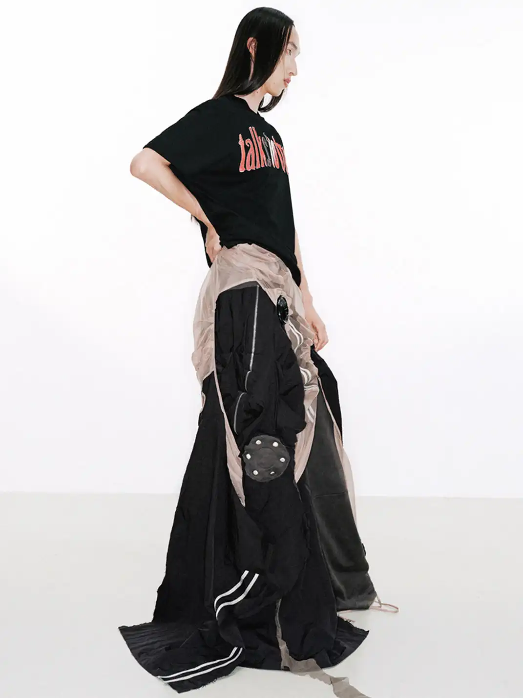 NUTEMPEROR | “Talks to Trees” Cotton Patch T-Shirt-Black