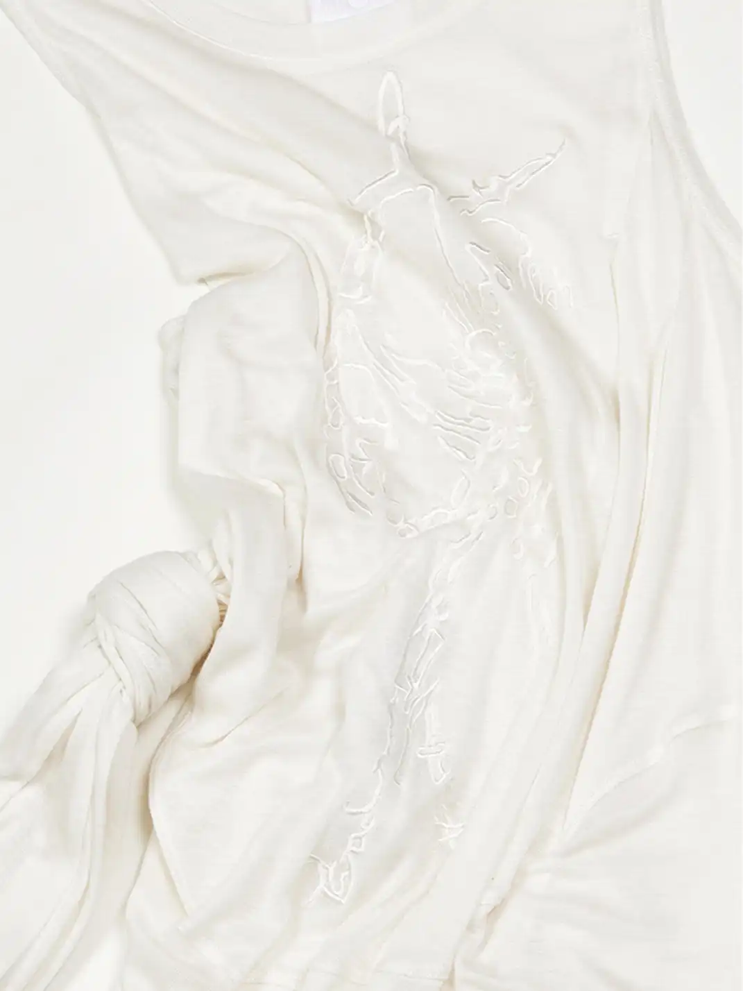 NUTEMPEROR | Knot Detail Embroidered Sleeveless Vest