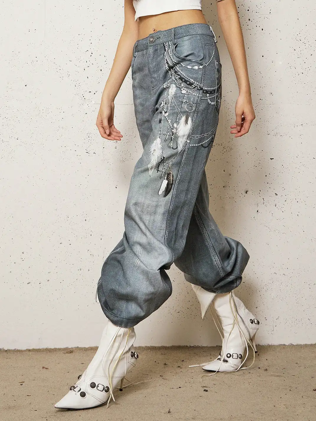 FayChui | Pearl Chain Print Washed Straight Jeans