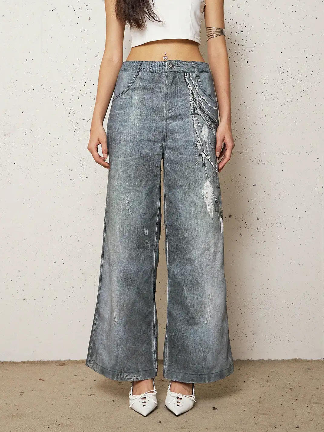 FayChui | Pearl Chain Print Washed Straight Jeans