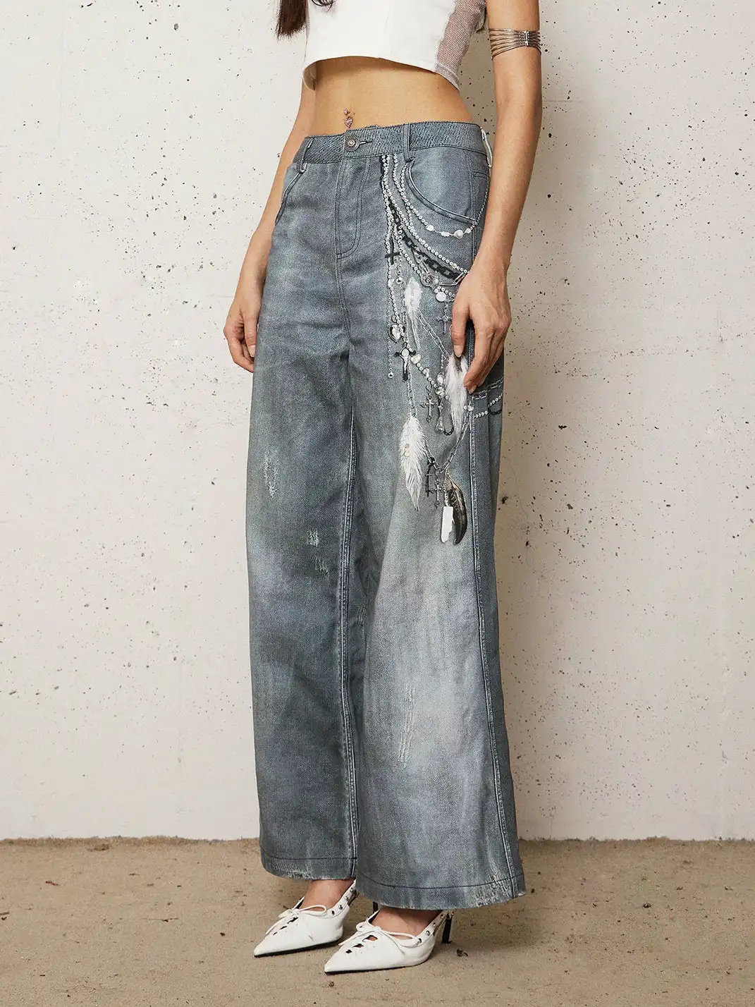 FayChui | Pearl Chain Print Washed Straight Jeans