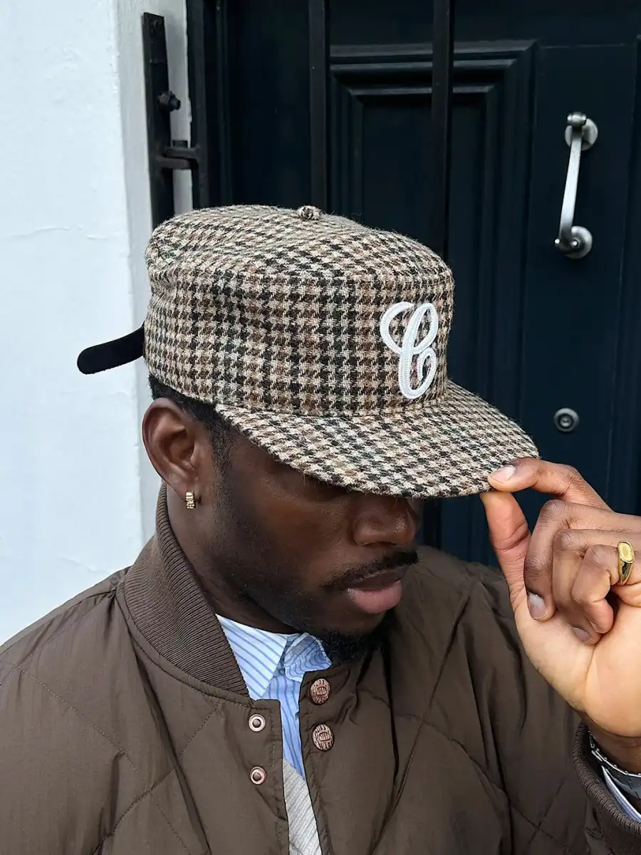 6CRAYON | Flat Brim Embroidered Baseball Cap-Brown - 2