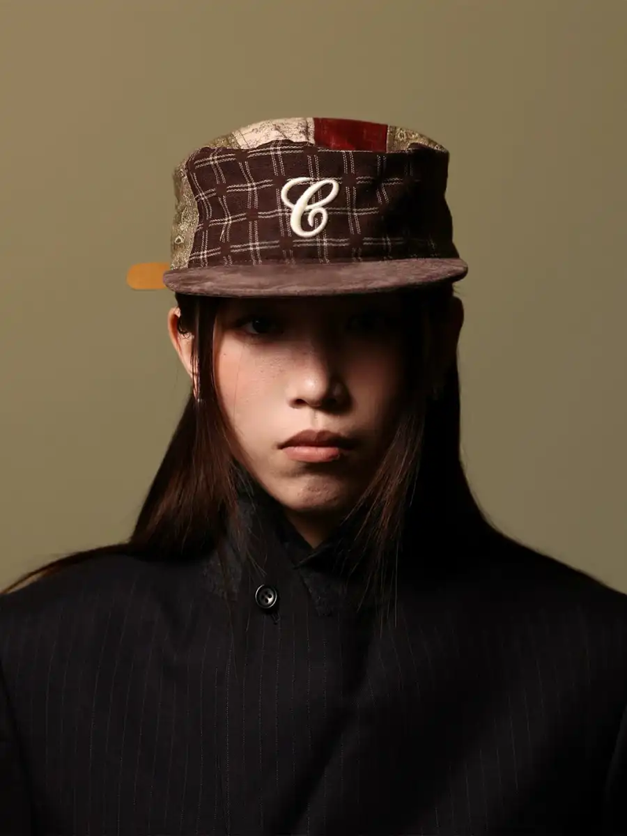 6CRAYON | Vintage Patchwork Embroidered Brim Cap - 2