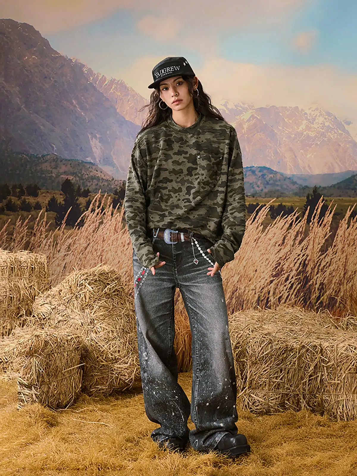 YADcrew | Wormhole Camouflage Pocket Long Sleeve