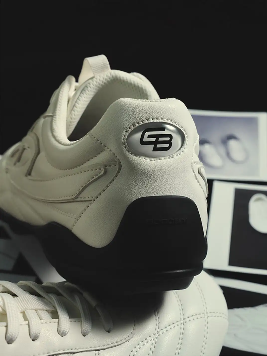 GOODBAI | Retro Leather Soccer Football Flat Trainer-Black&White