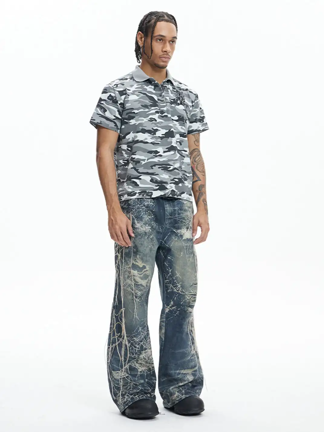 DND4DES | Distressed Web Embroidered Jeans