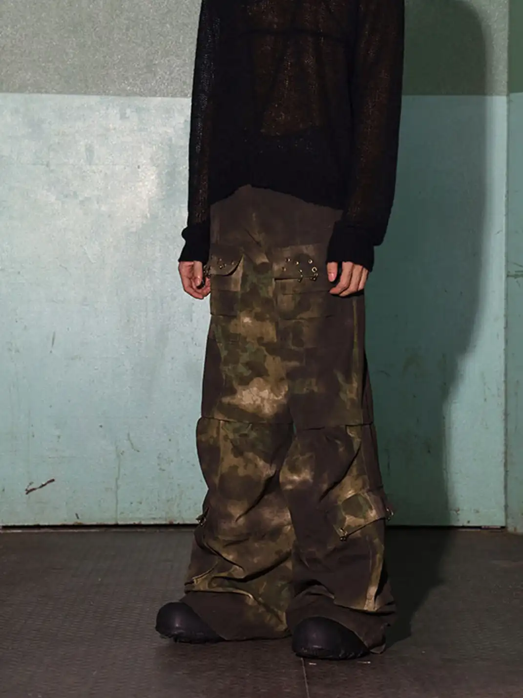 DND4DES | Washed Camo Flared Cargo Pants