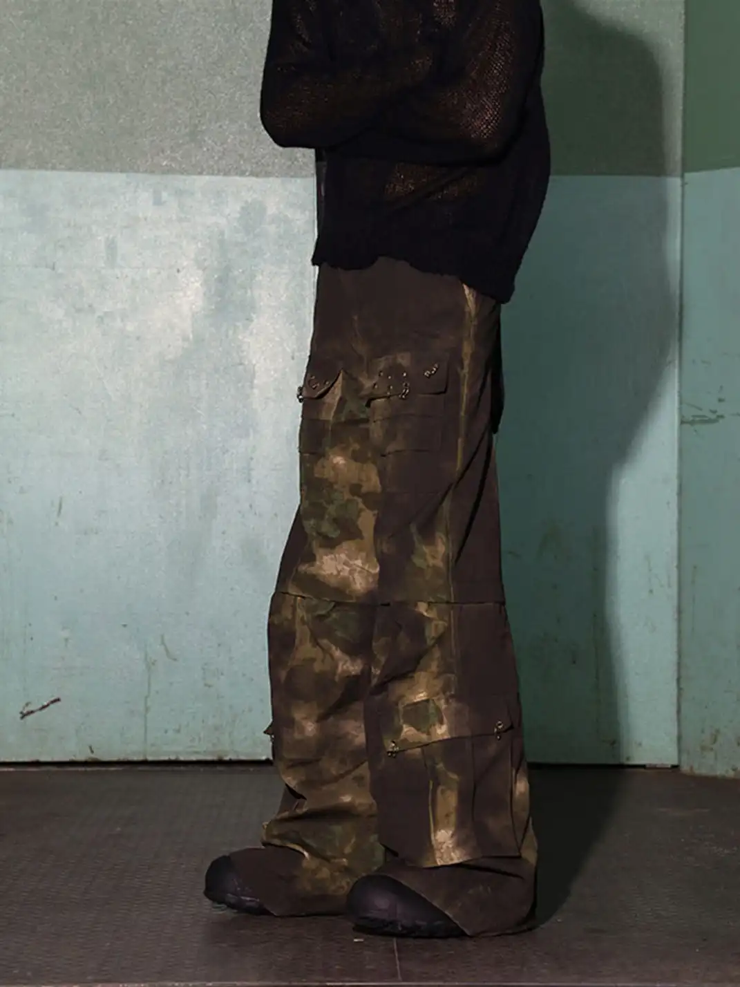 DND4DES | Washed Camo Flared Cargo Pants