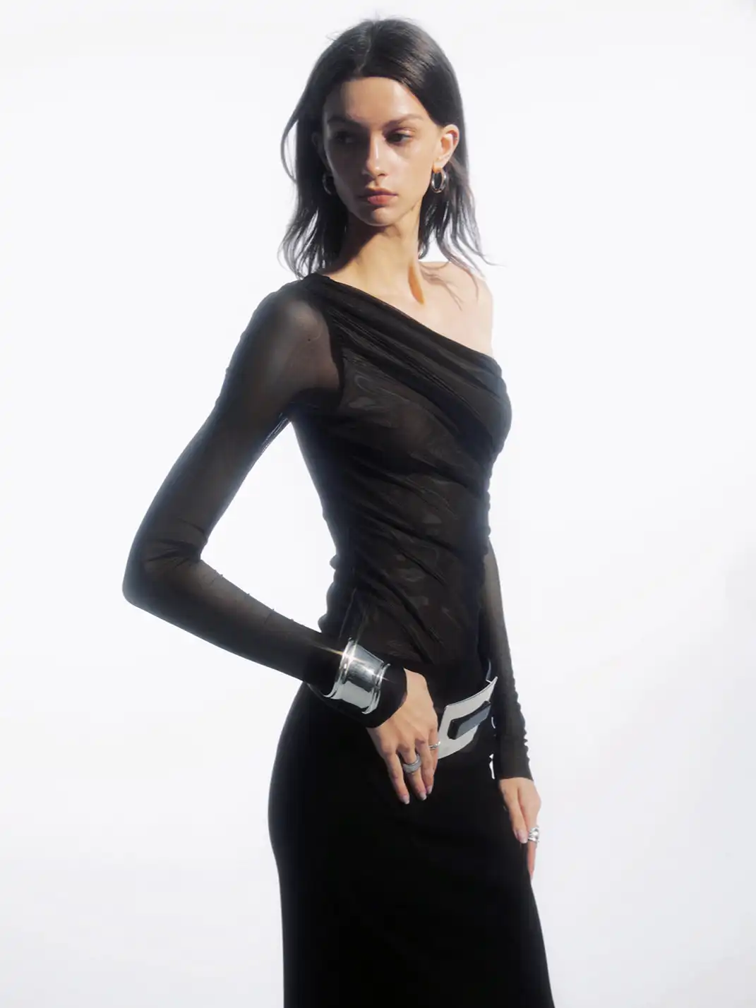 COMMONCE.NET | "Nexus Veil Silhouette No. 5" Asymmetrical Wrinkled Top