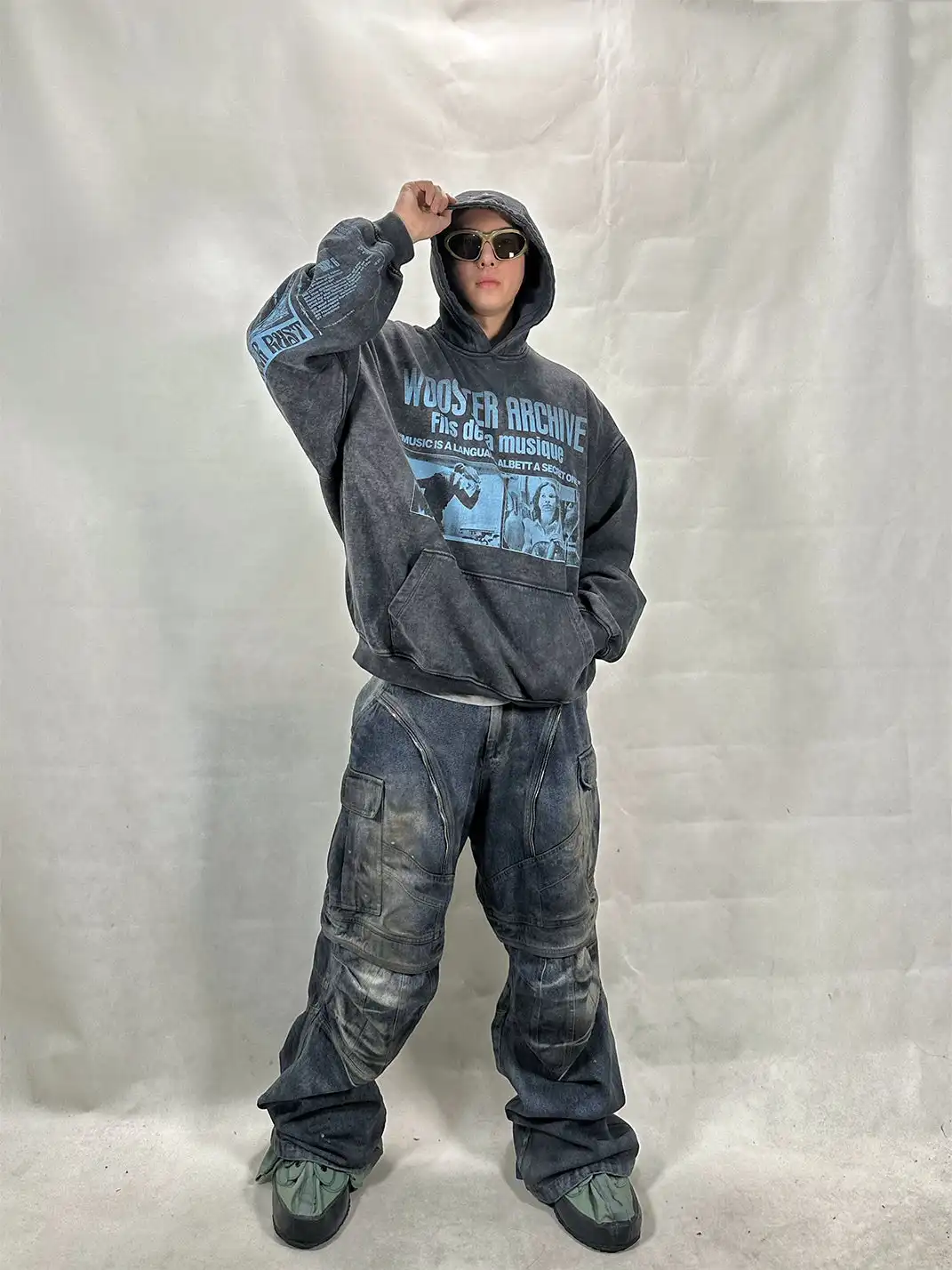WoosterArchive | Pintuck Aged Cargo Loose Fit Jeans