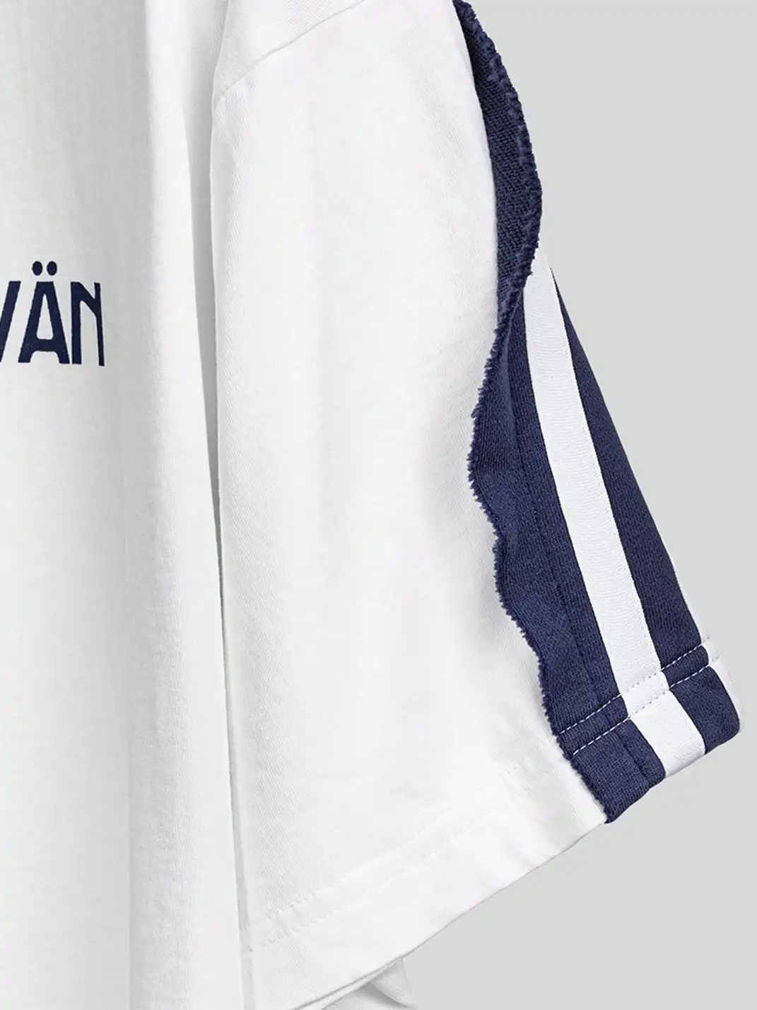 Vanguardia | “VAN" Sports Stripe Cotton T-Shirt