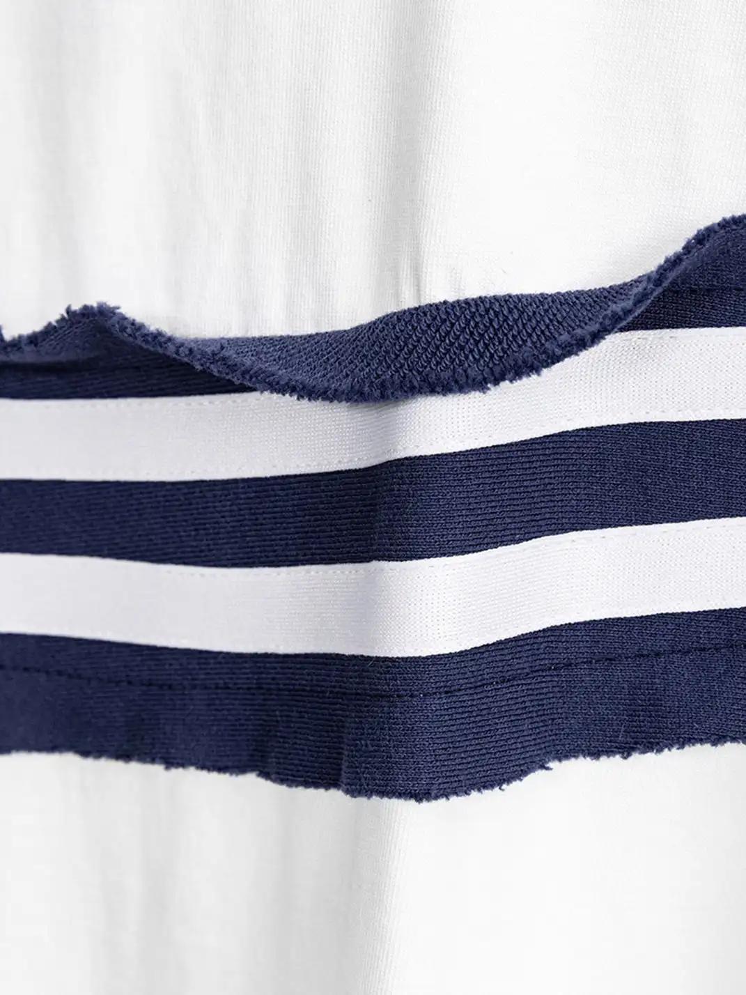Vanguardia | “VAN" Sports Stripe Cotton T-Shirt