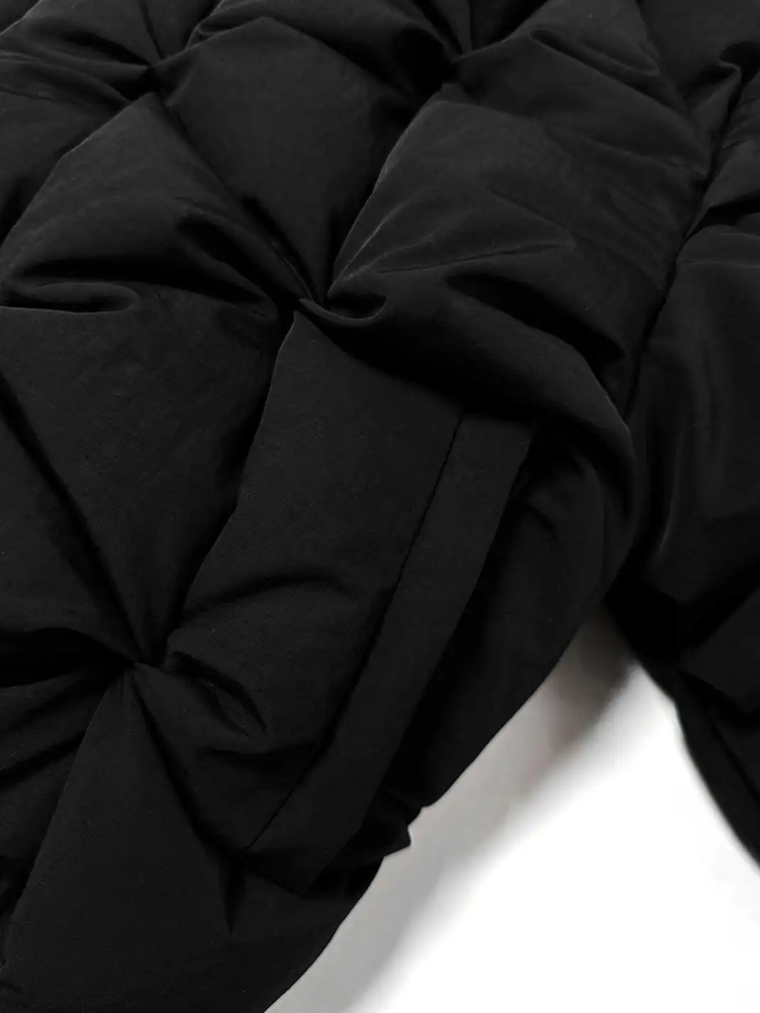 Vanguardia | Nova Knot Puffer Down Jacket