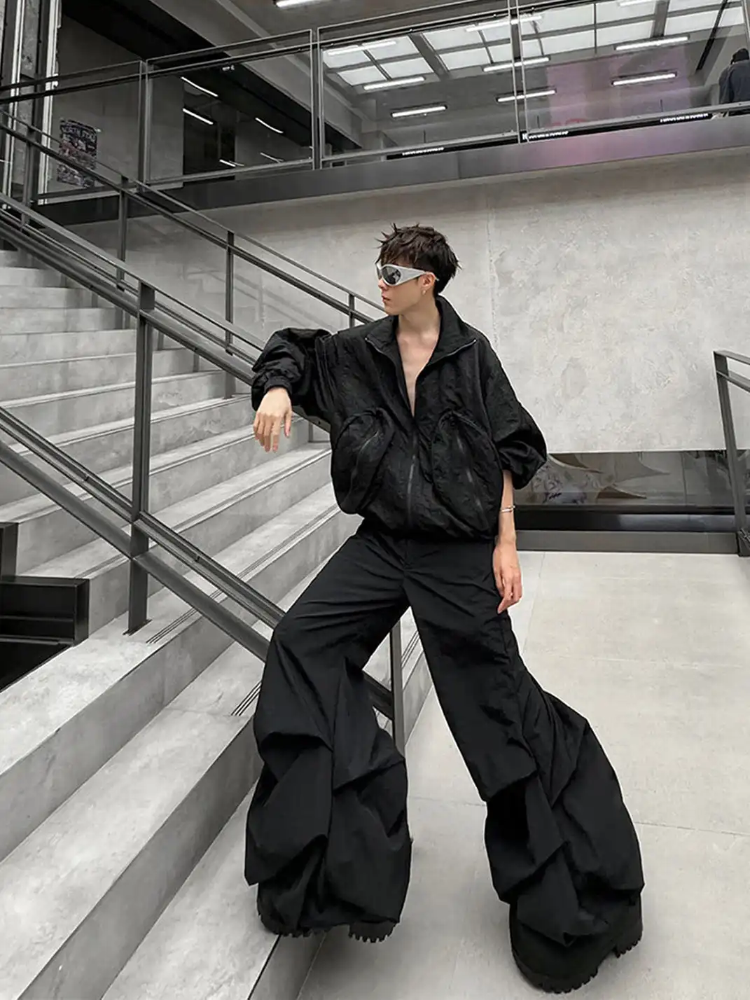 Vanguardia | Cascade Drape Nylon Loose Pants