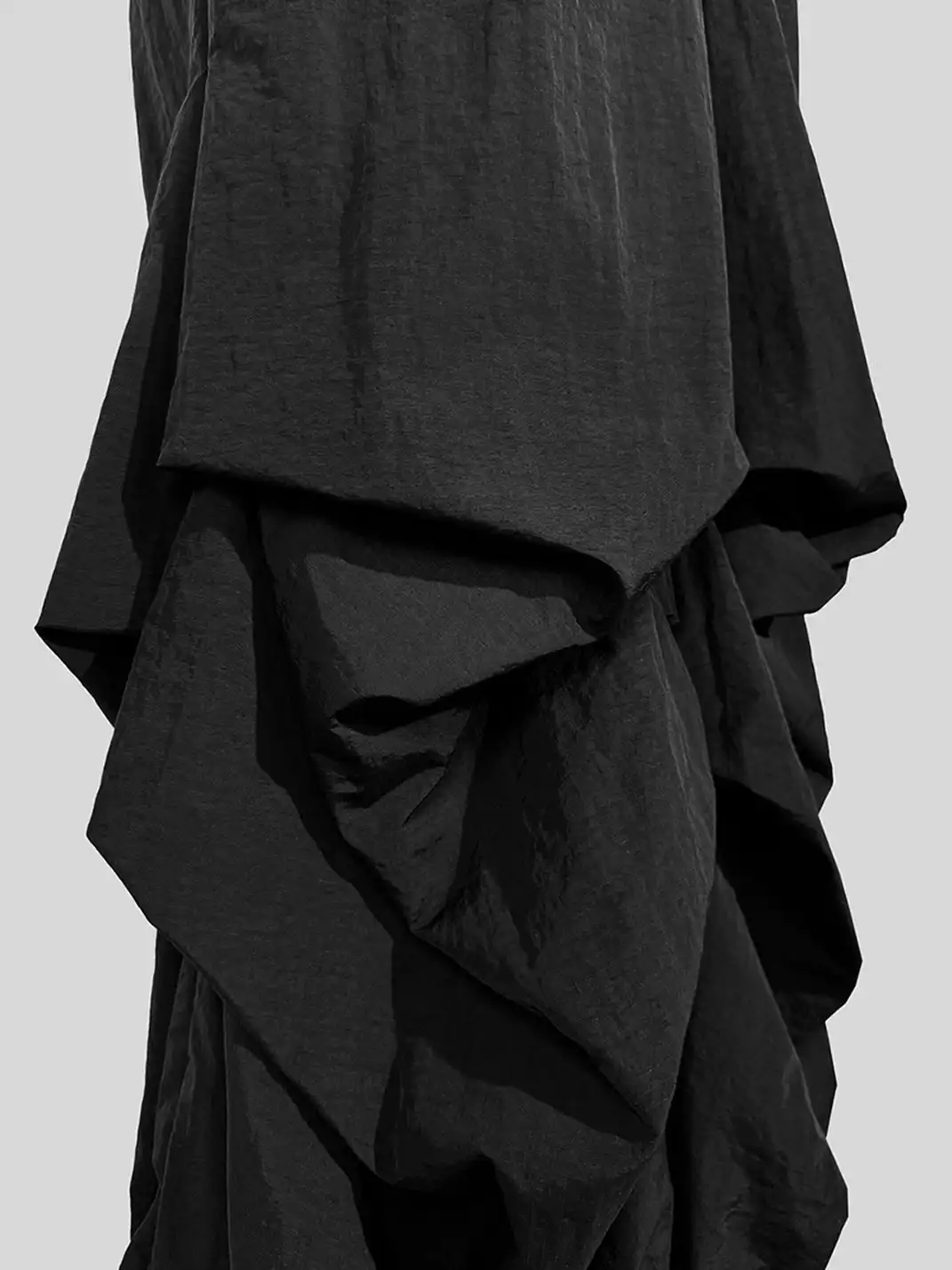 Vanguardia | Cascade Drape Nylon Loose Pants