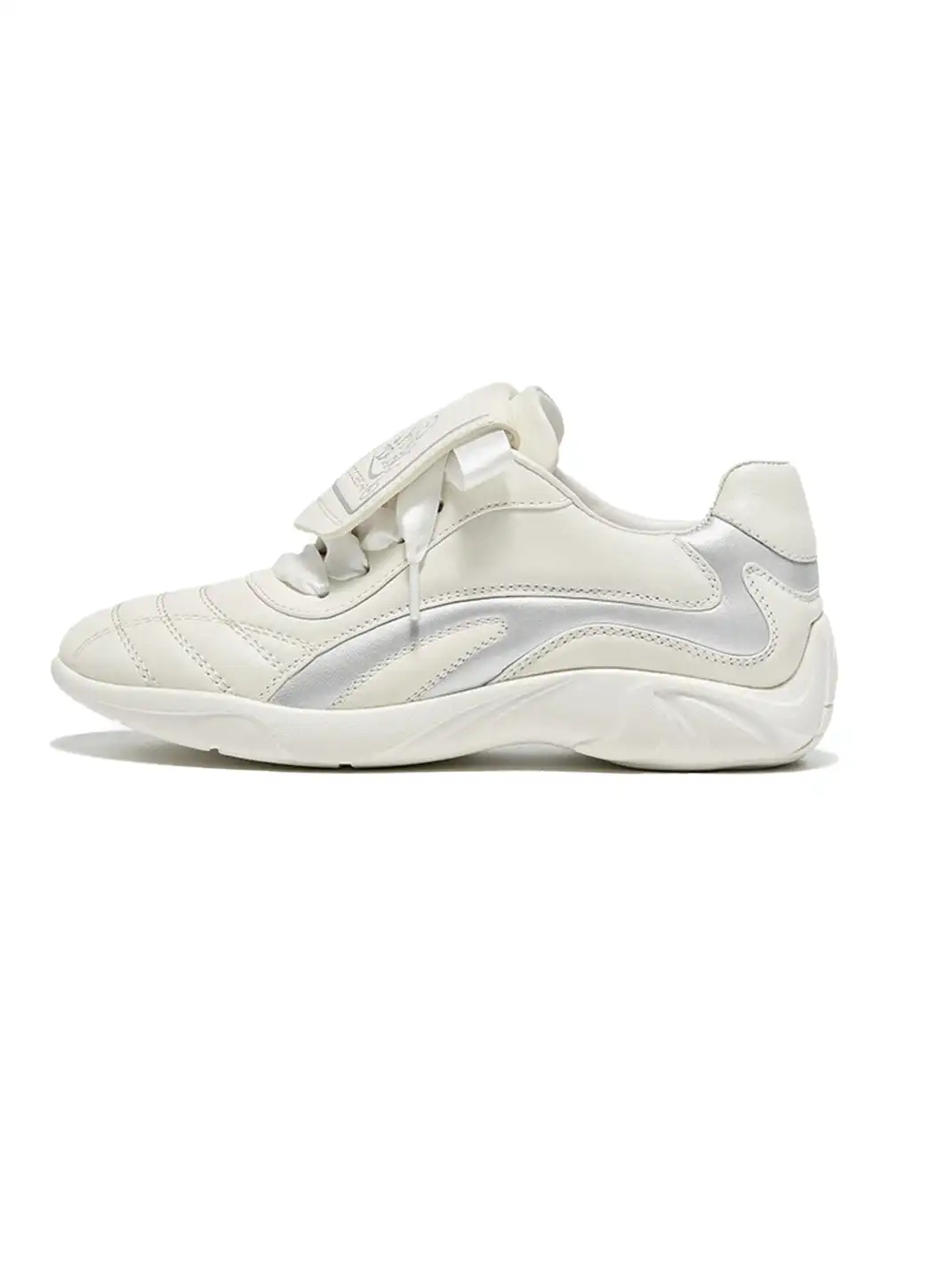 SHOESZOOO | "Vortex Stepper" Hybrid Soccer Trainer-White