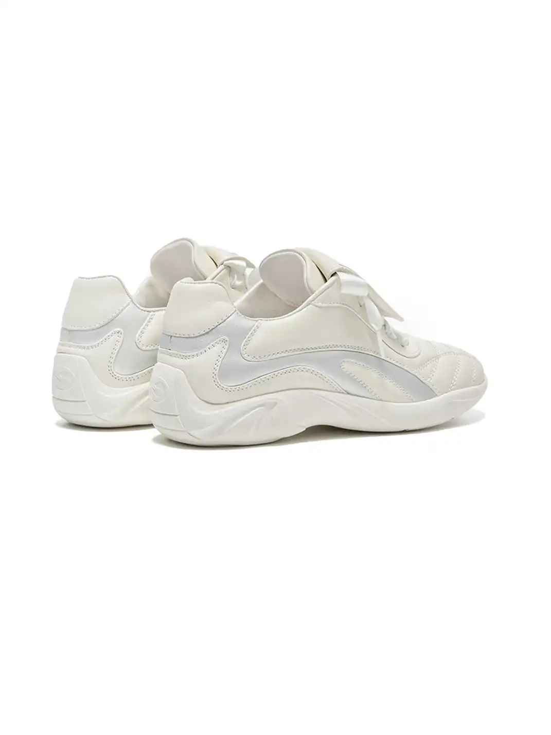 SHOESZOOO | "Vortex Stepper" Hybrid Soccer Trainer-White
