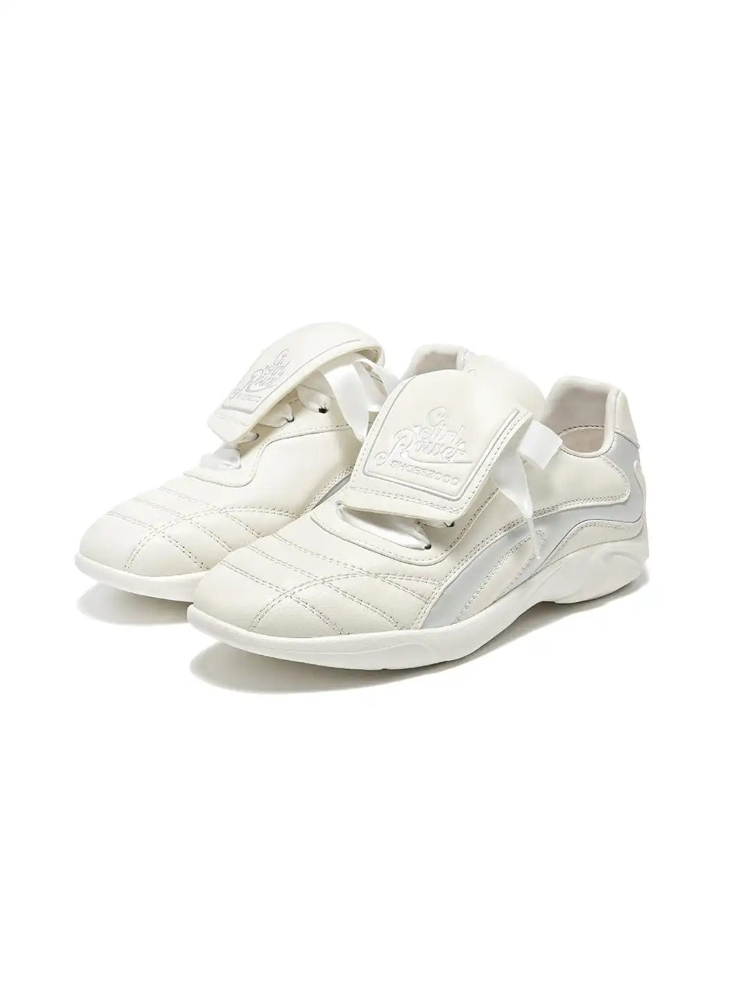 SHOESZOOO | "Vortex Stepper" Hybrid Soccer Trainer-White