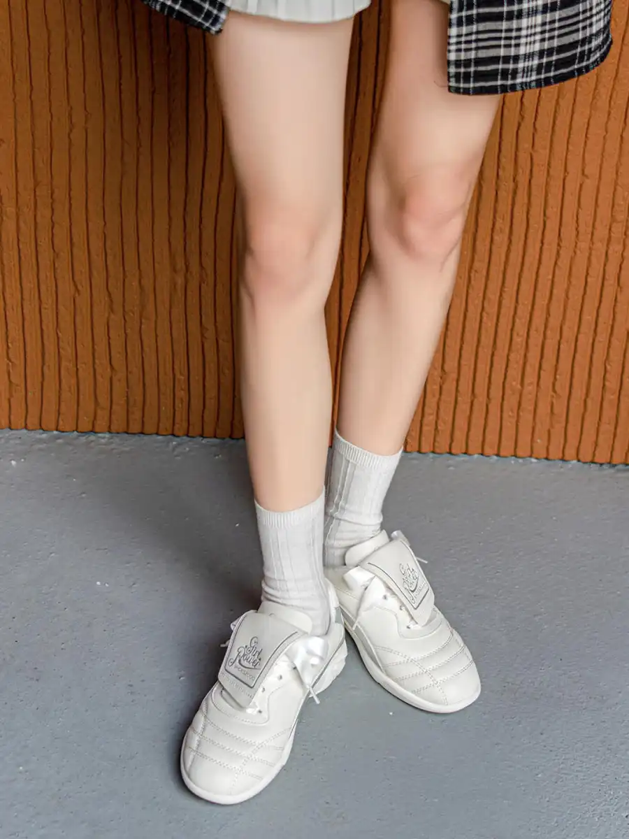 SHOESZOOO | "Vortex Stepper" Hybrid Soccer Trainer-White - 4