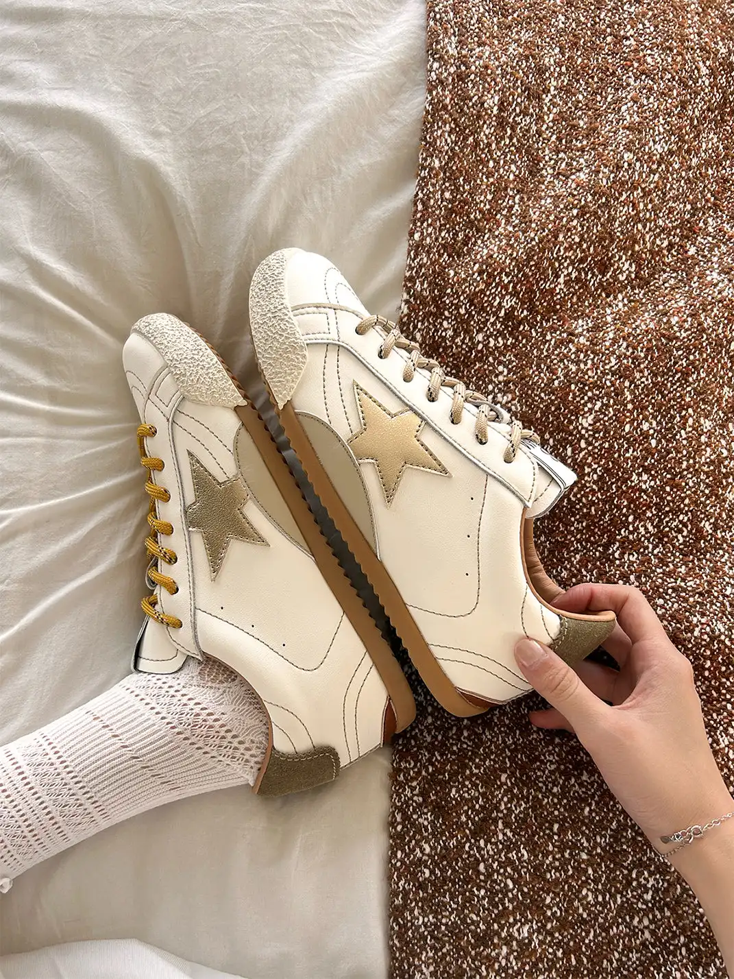 EBLAN | Star Retro Trainer With Unmatched Laces
