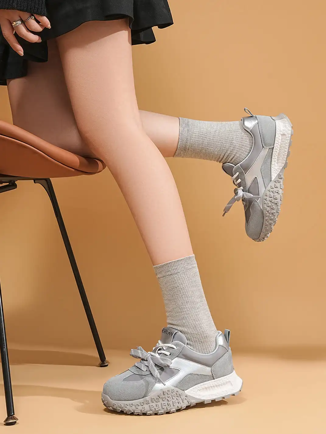 EBLAN | Stratus 2 Classic Running Sneaker