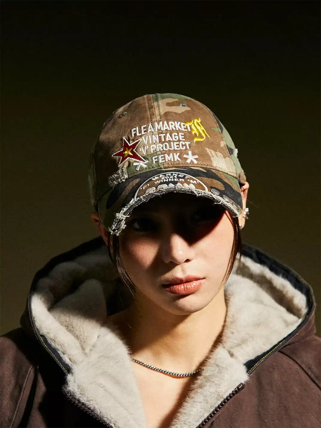 FLEAMARKET | "V Project" Stitchwork Curve Brim Baseball Cap