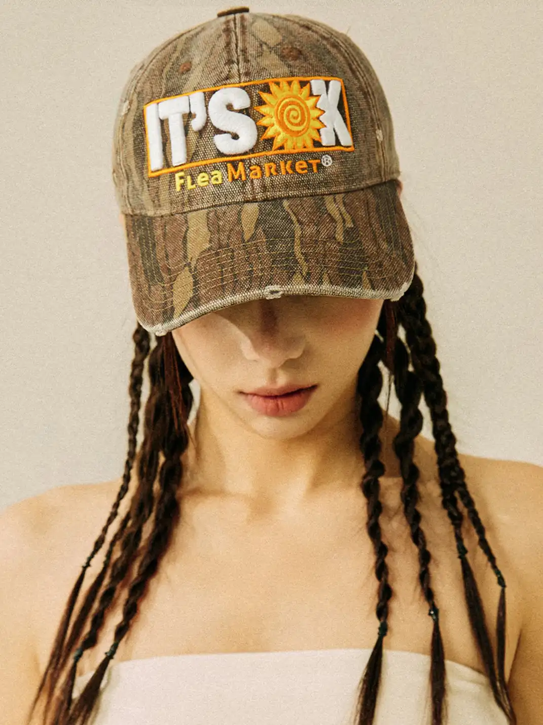 FLEAMARKET | "IT'S OK" Wood Grain Curve Brim Cap