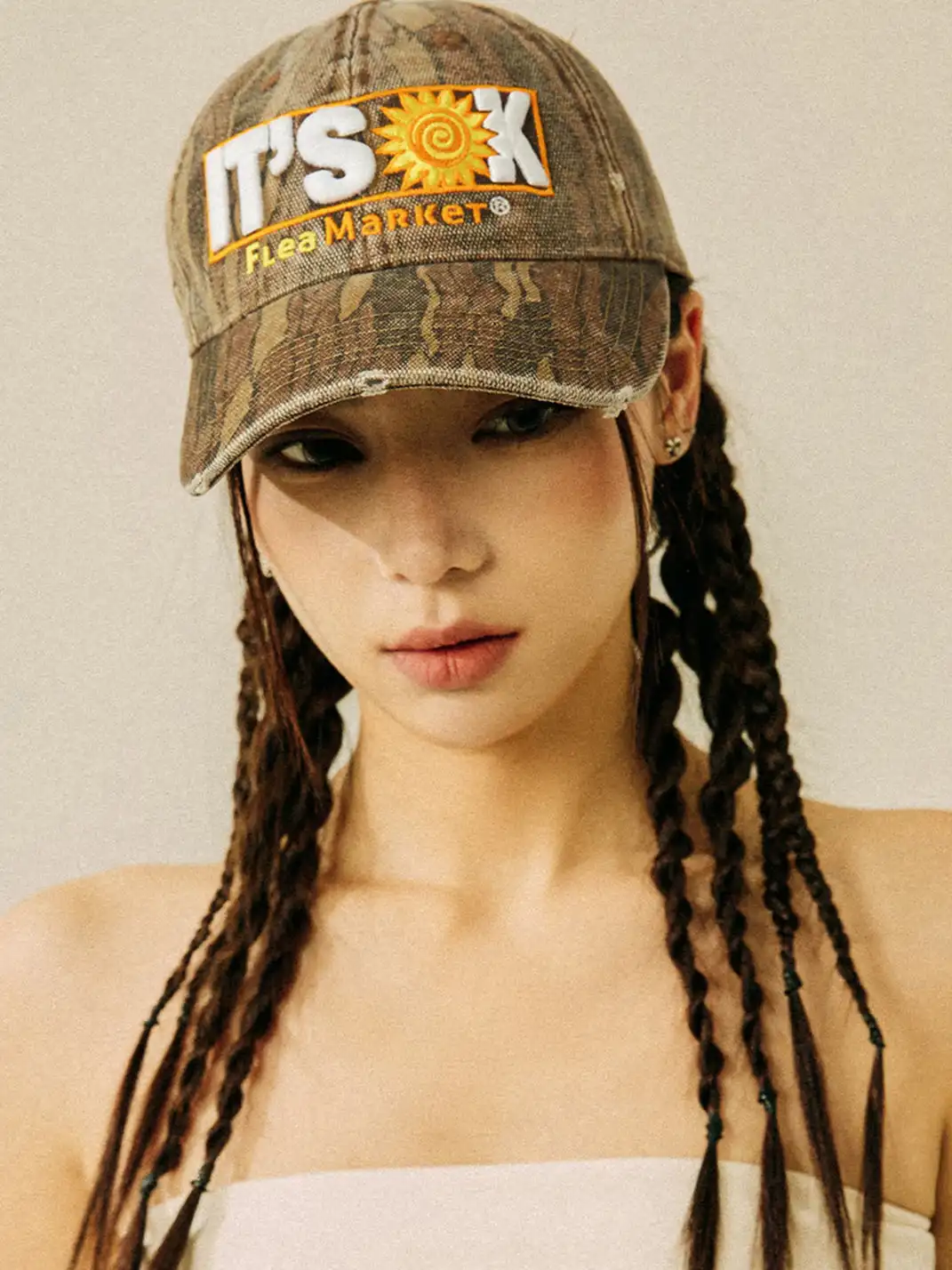 FLEAMARKET | "IT'S OK" Wood Grain Curve Brim Cap