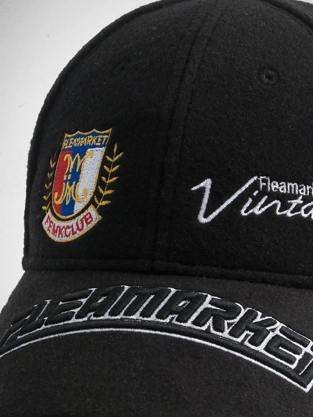 FLEAMARKET | Woolen Crest Curve Brim Cap-Black