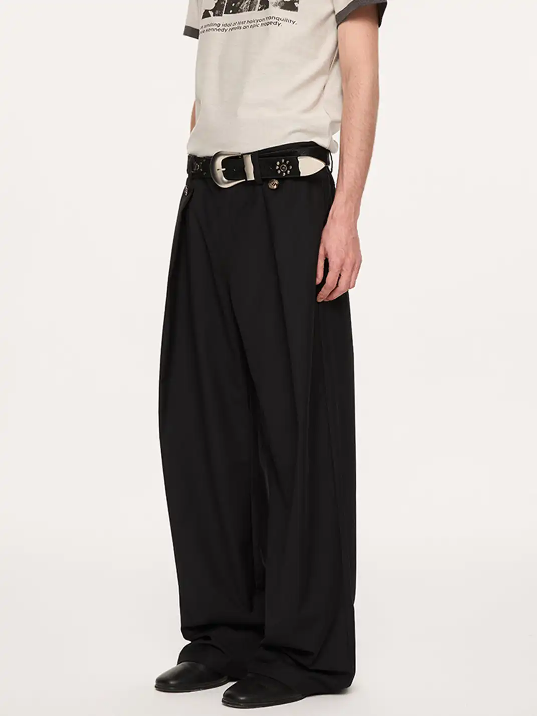 KREATE | Pleated Retro Straight Leg Pants