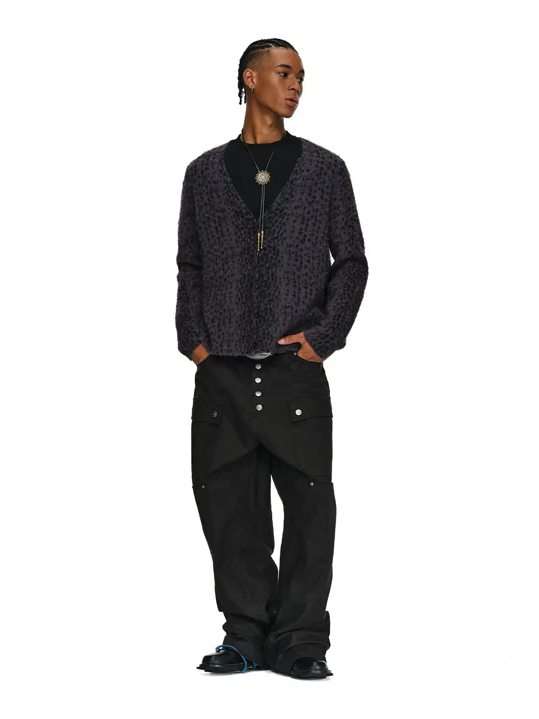 ANTIDOTE | Black Panther V Collar Sweater