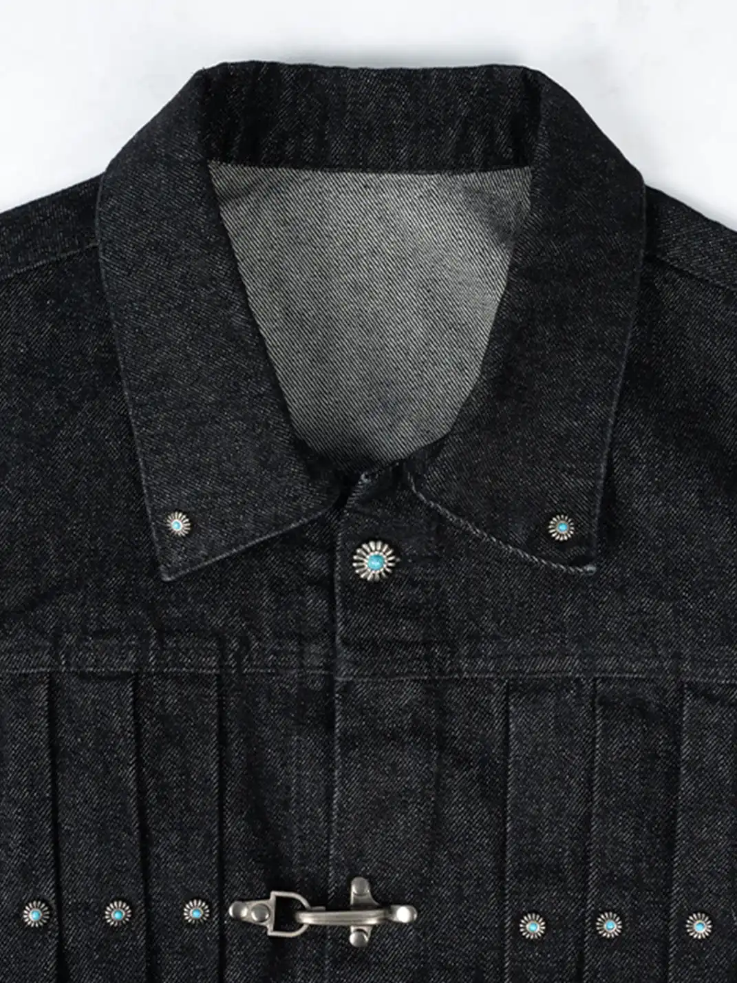 ANTIDOTE | Pleated Buckle Closure Denim Jacket