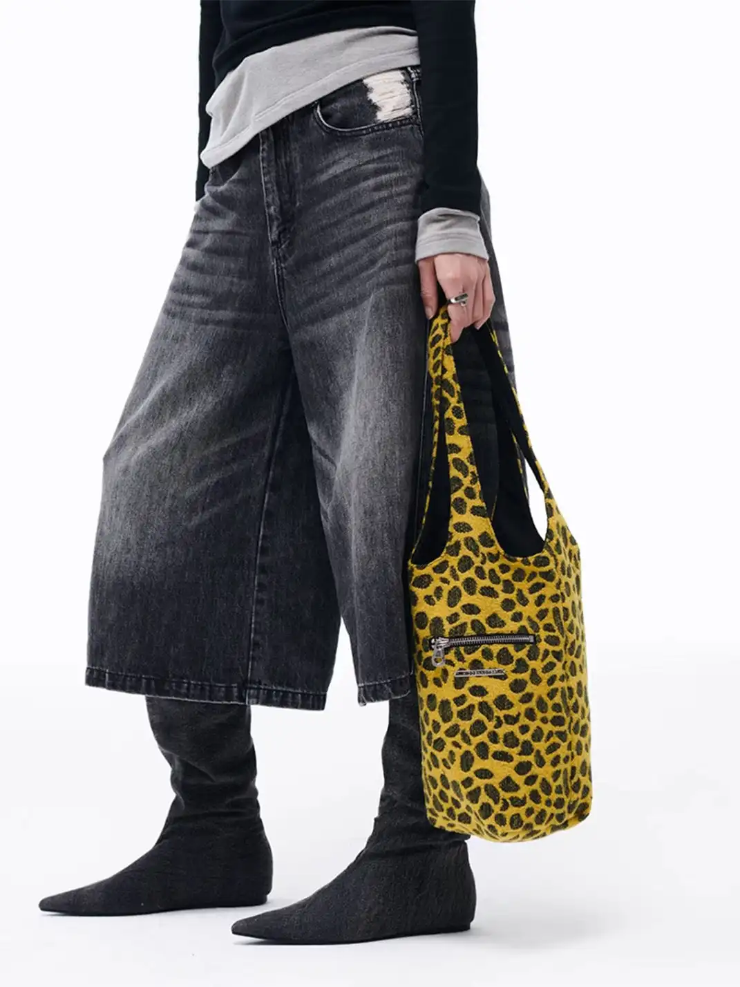 HIDDENNOTES | Yellow Leopard Bucket Hand Bag
