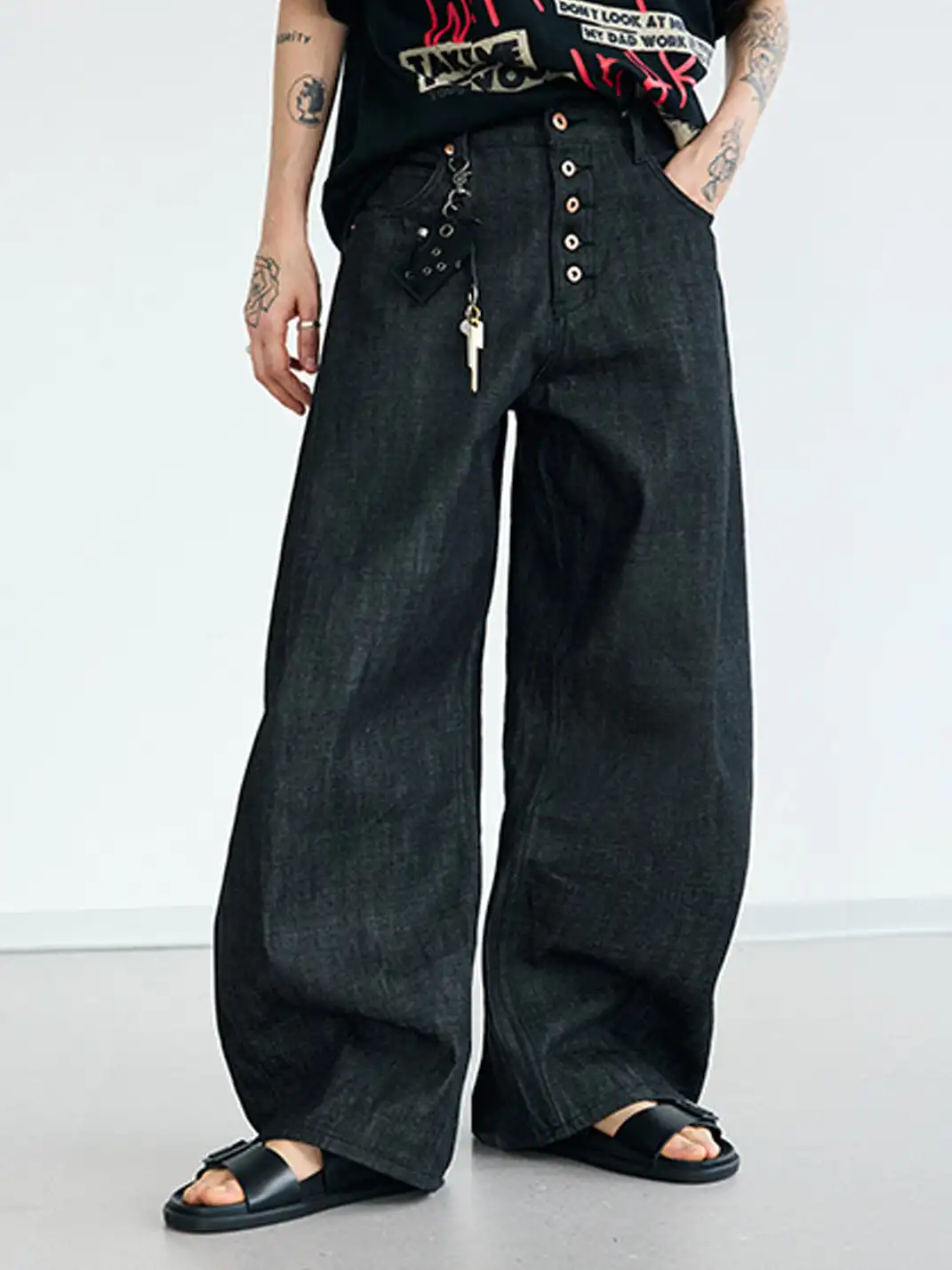 PEOPLESENSE | Exposed Button Fly Curved Jeans