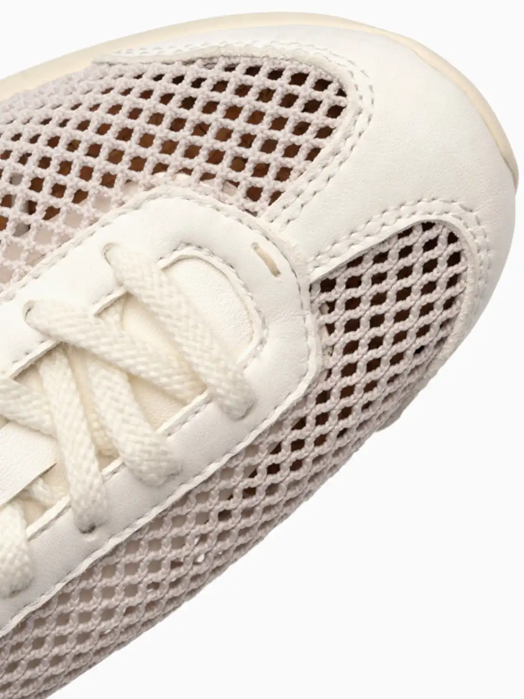 FOOT INDUSTRY | Fishnet Ballet Trainer