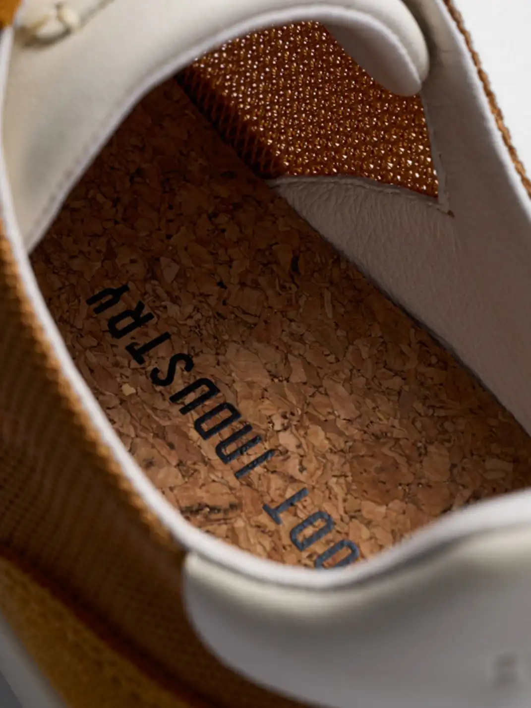 FOOT INDUSTRY | Vintage Trainer Sneaker 03