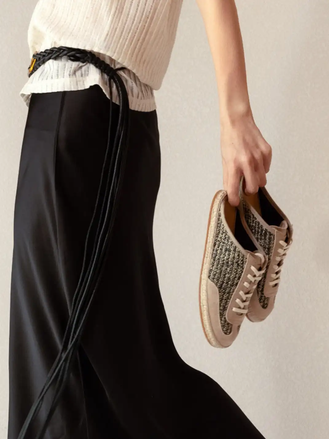 FOOT INDUSTRY | Woven Laced Mules